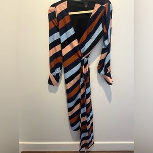 Halogen multicolor wrap dress like new size XS